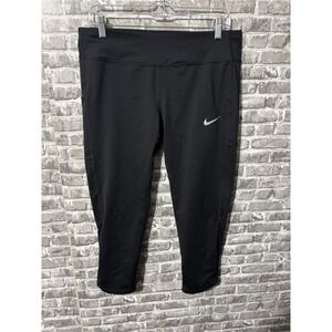 NIke‎ Black Capri